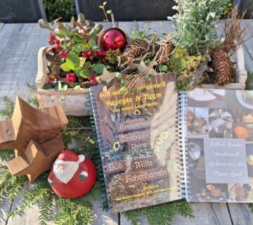 Kochbücher/ weihnachtliche Optik